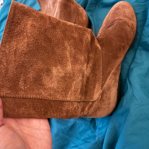 Authentic Gucci Brown Boots Used - Picture 5 of 13